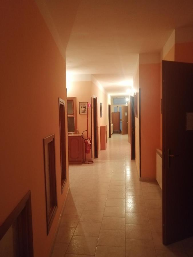 Guarcino Albergo Ristorante Giuliana מראה חיצוני תמונה