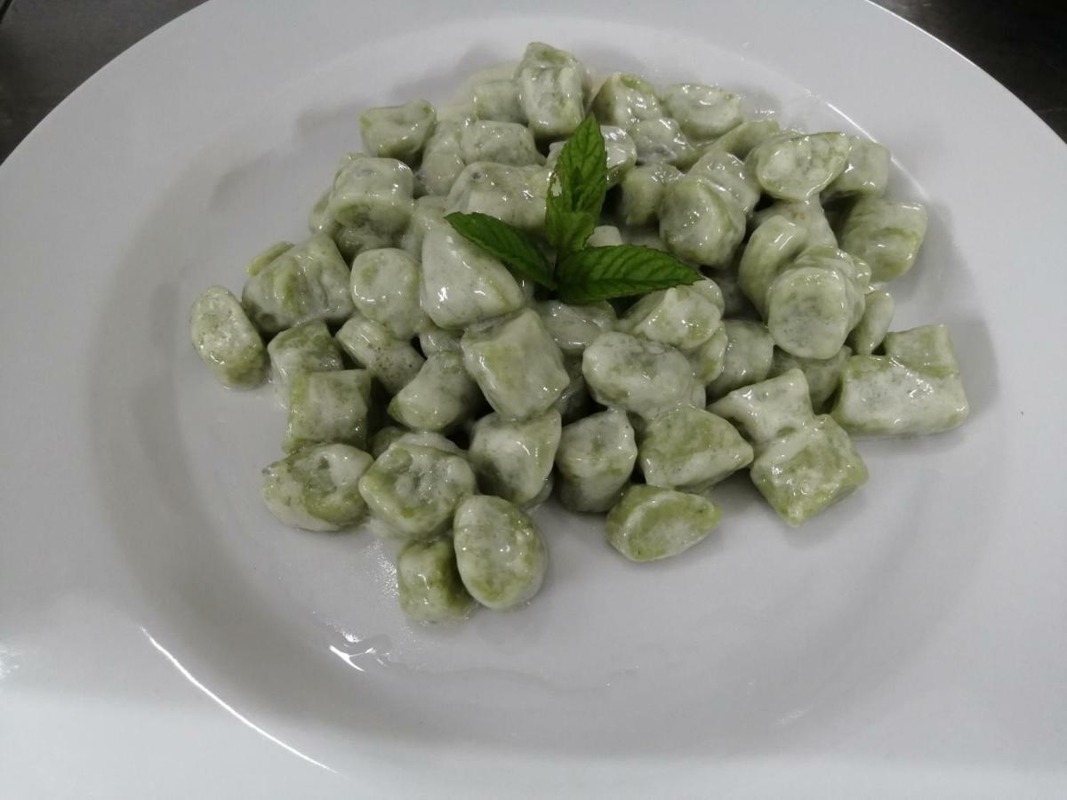 Guarcino Albergo Ristorante Giuliana מראה חיצוני תמונה