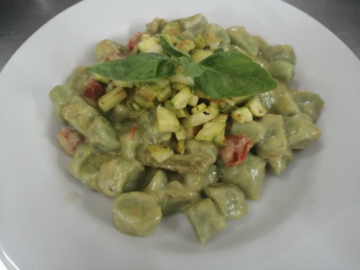Guarcino Albergo Ristorante Giuliana מראה חיצוני תמונה